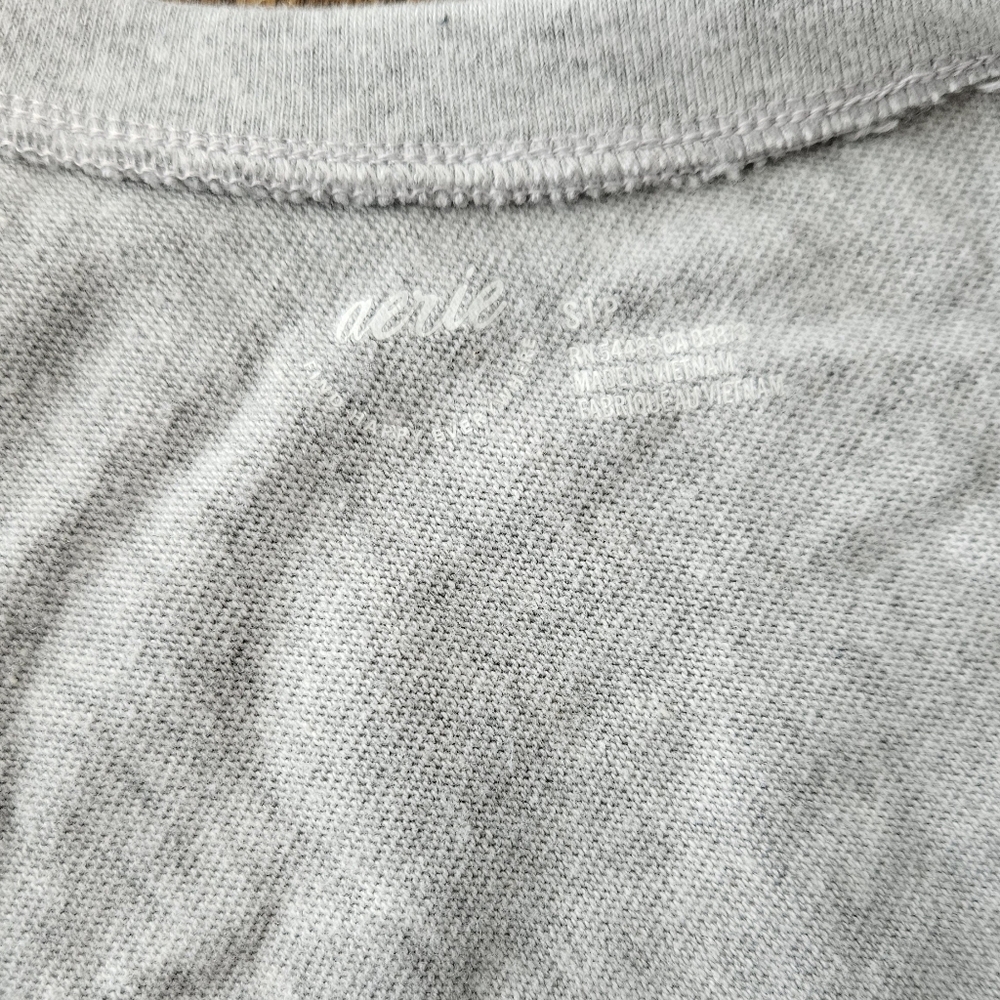 Aerie Heather Gray Short Sleeve Twist Tee - Picture 4 of 4